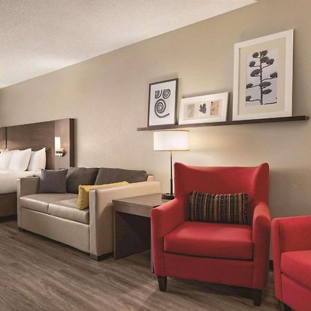Country Inn & Suites By Radisson, Buffalo, Mn Buitenkant foto
