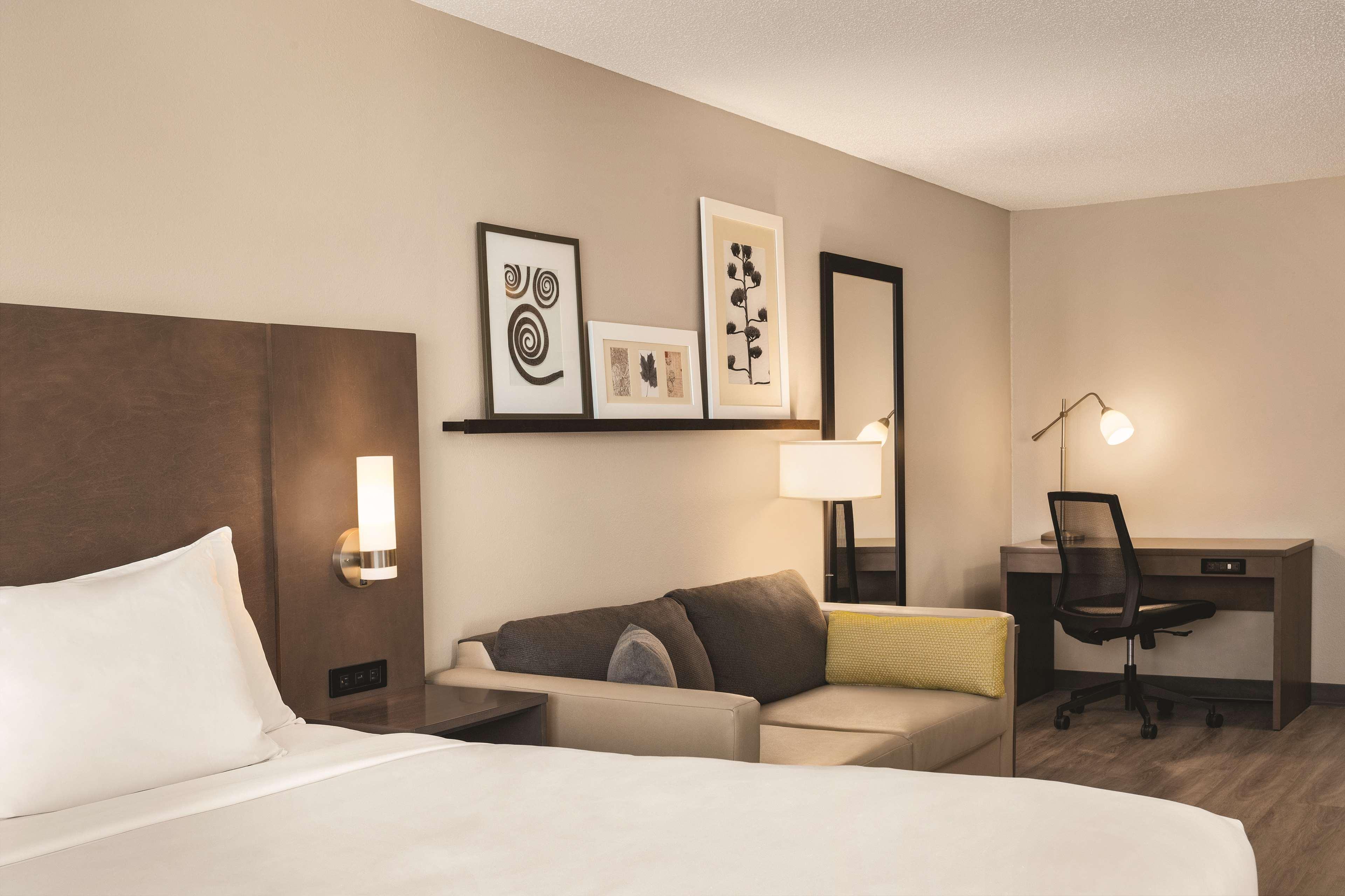 Country Inn & Suites By Radisson, Buffalo, Mn Buitenkant foto