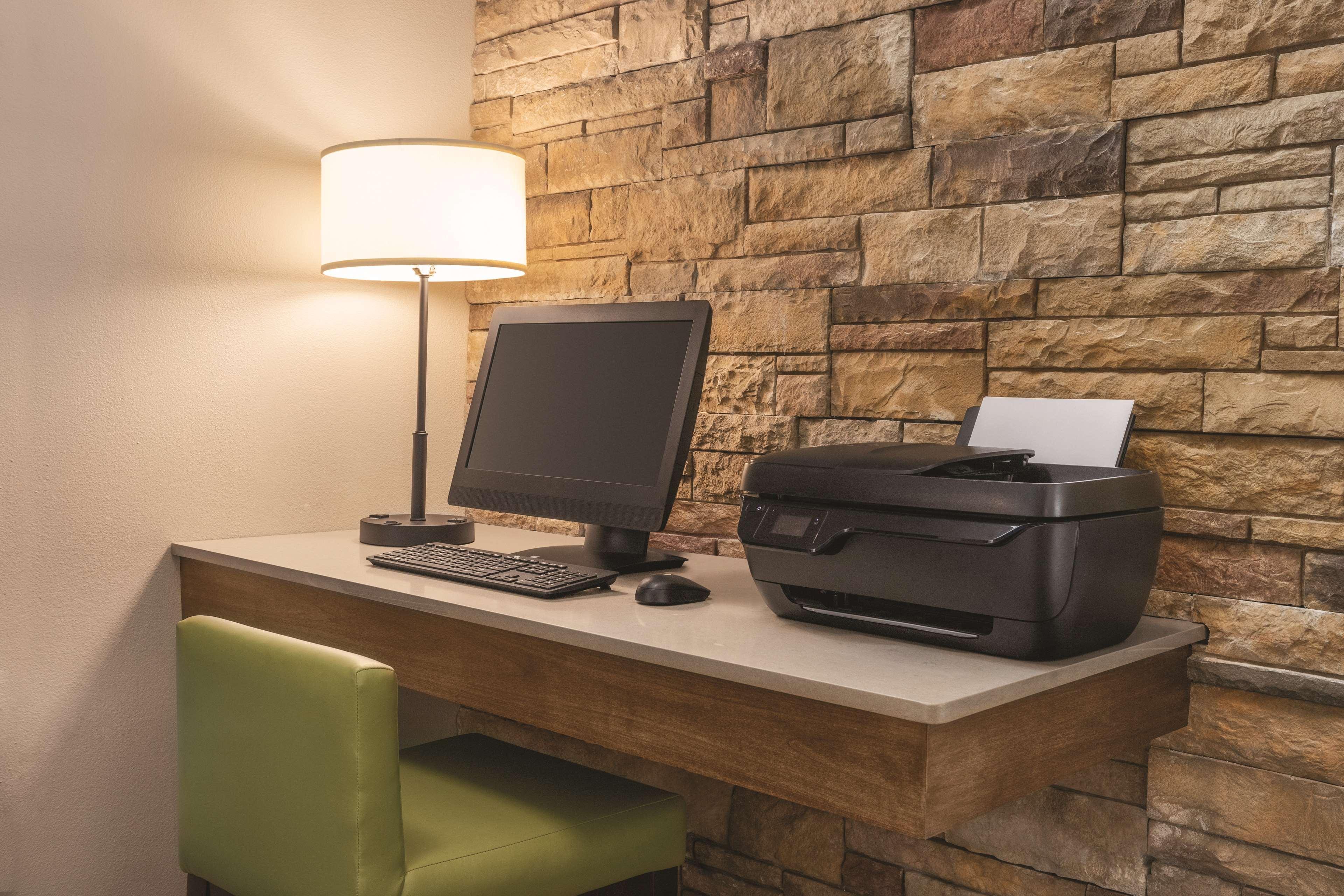 Country Inn & Suites By Radisson, Buffalo, Mn Buitenkant foto